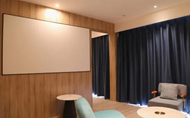Yishang Hotel Shanghai Bay University Town