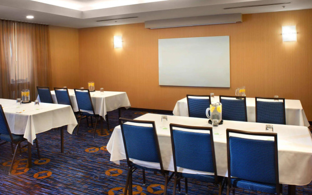 Courtyard by Marriott Cleveland Independence