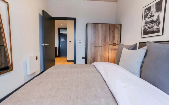 Marron Suite 2BR City Walks