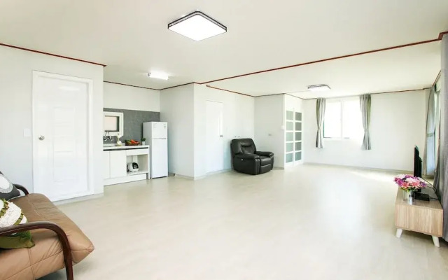 Sky Sea Pension