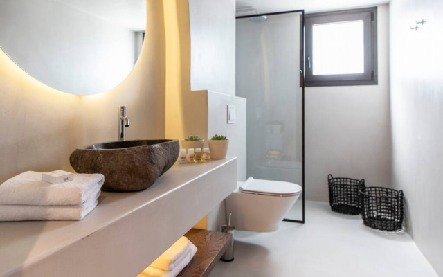 Beachfront Suite