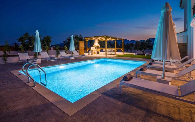 Villa Melograno I with private swimming pool