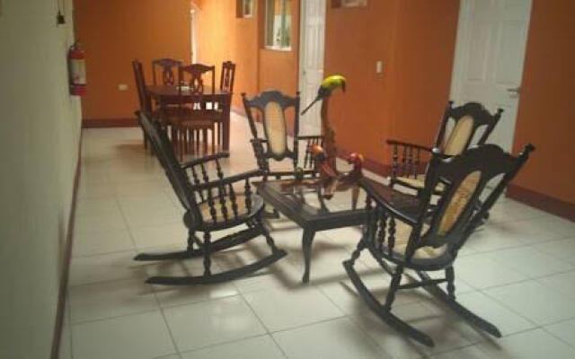 Hostal Calle Real