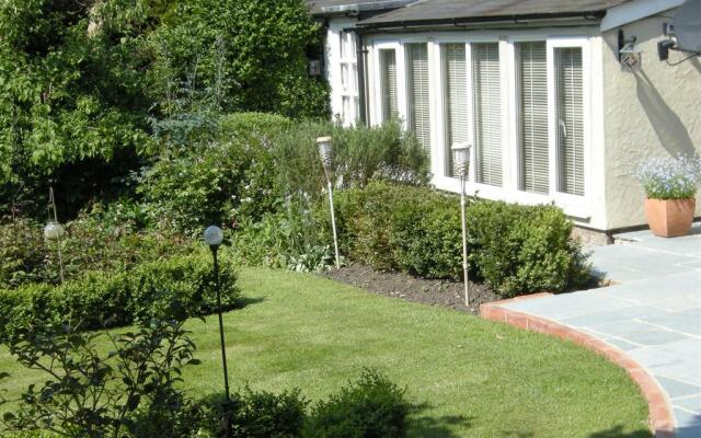 Motts Cottage
