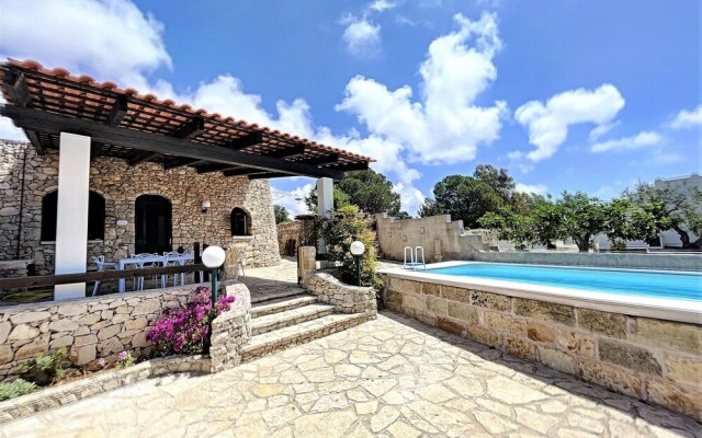 Pat017 in Marina di Felloniche