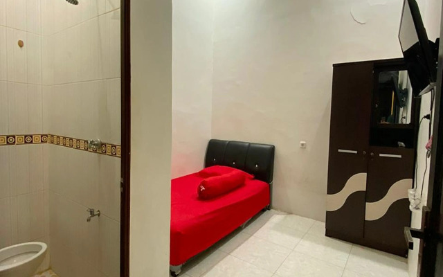 Radja Guest House by ZUZU