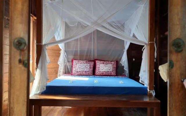 Harry's Ocean House Pacitan