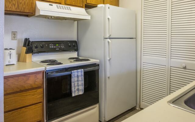 2 BR Apt in Windy Hill near beach by Frontdesk