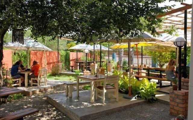 The Farmhouse B&B Beergarden CC