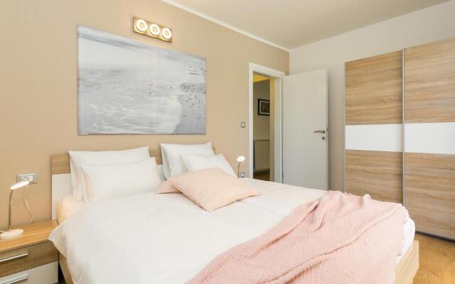 Pool Premium Apartment