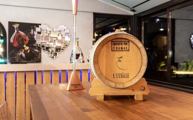 Logis Hôtel l'Essille