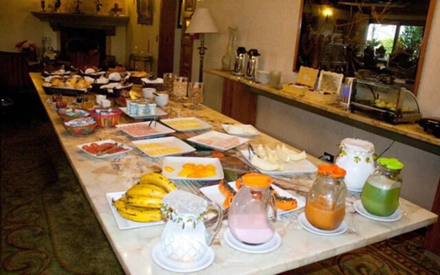 Pousada Cedro do Líbano