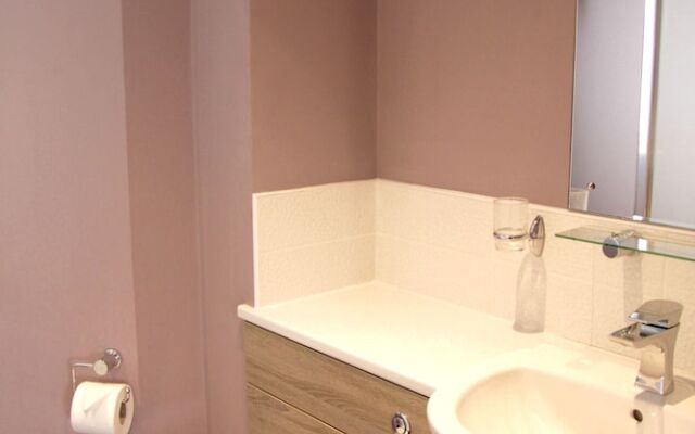 Lux Living Apartments - Florian House