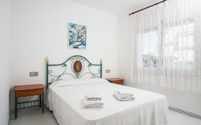 Beautiful Holiday Home Near Beach in Catalonia