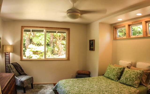 Hale OnaOna by Hawaii Volcano Vacations