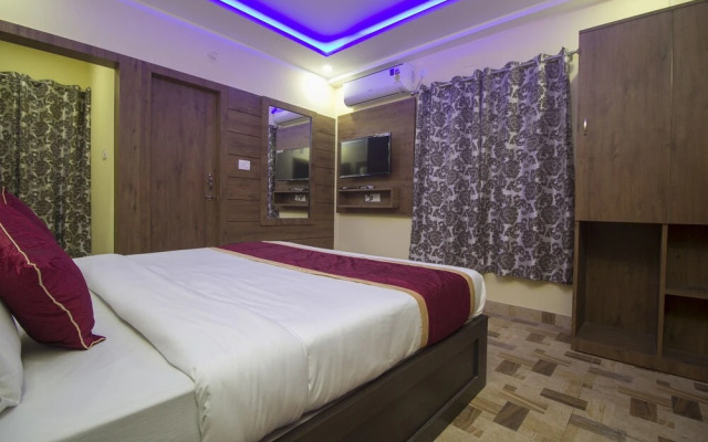 OYO 25007 Hotel Royal Garden