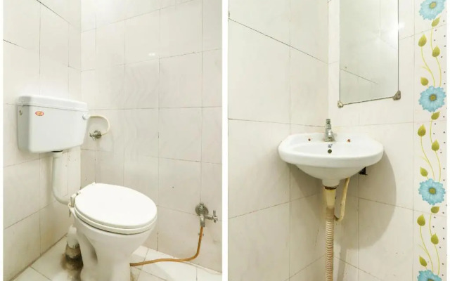 Kasturi Sai Darbar by OYO Rooms