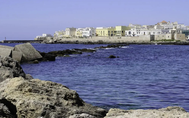 Palazzo De Tomasi B&B