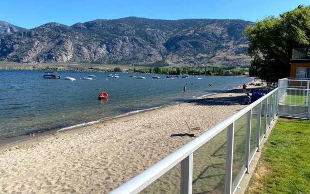 Richter Pass Beach Resort