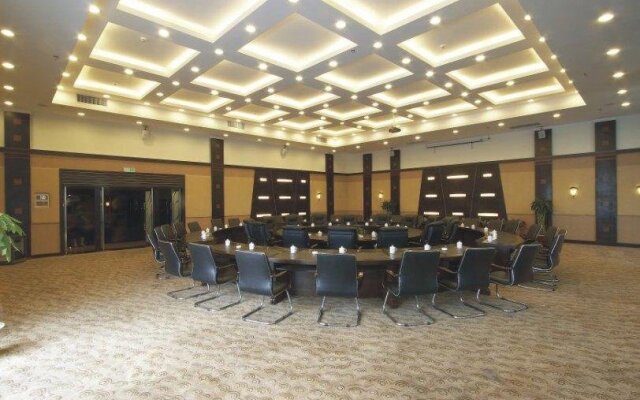 Oriental Hotel