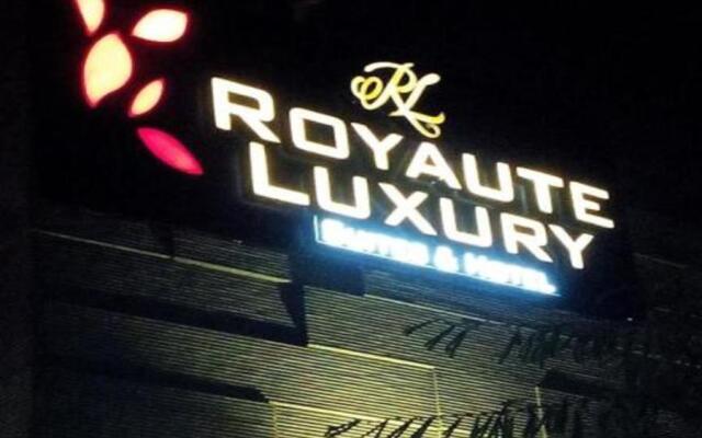 Royaute Luxury