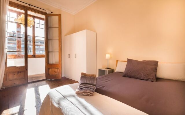 Stylish Arago in the heart of BCN