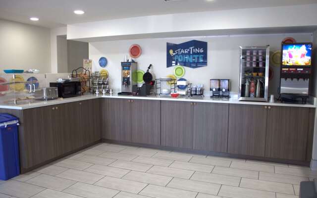 Clarion Pointe Statesville