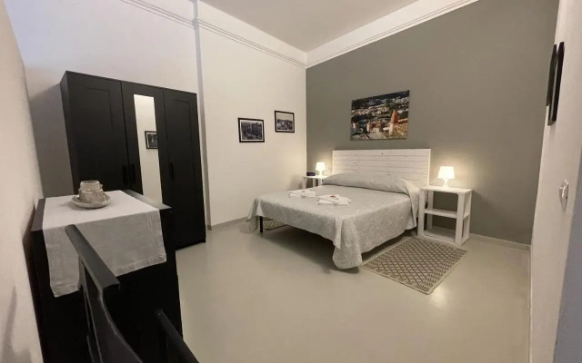 #Garibaldi 05 - Old Town