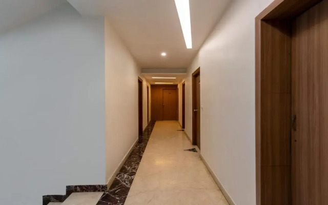 Smile Stay Hiland Suites