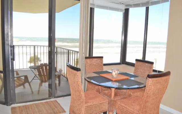 Sunbird Suites by Royal American Beach Getaways