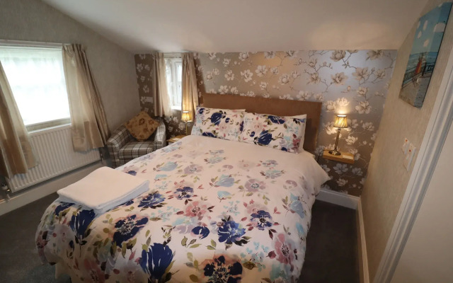 Raincliffe Hotel