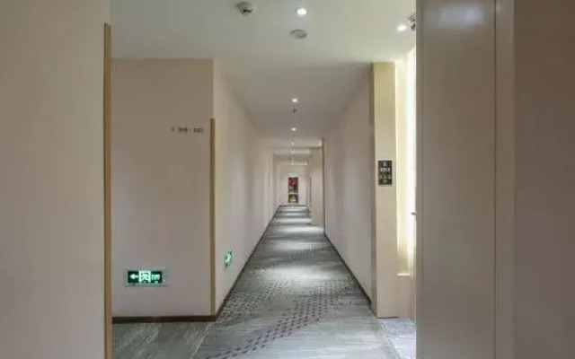 Lavande Hotel (Yichun Wanzai Ancient Town)