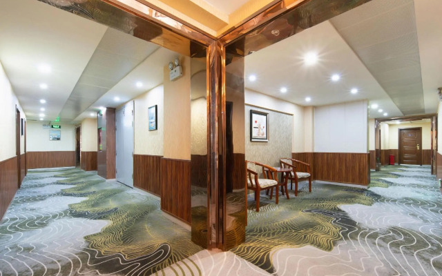 Zizhong Zhonghang Hotel