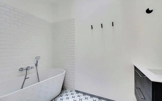 Chic Apartment -2br/6p- Oberkampf/republique
