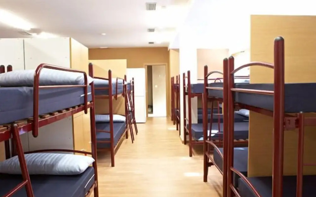 Albergue Monasterio de La Magdalena - Hostel