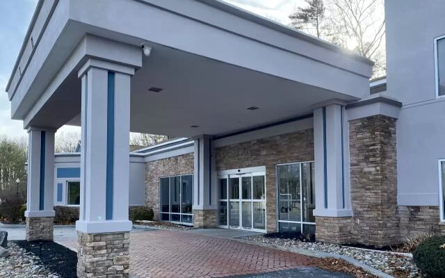 Comfort Inn & Suites Saratoga Springs