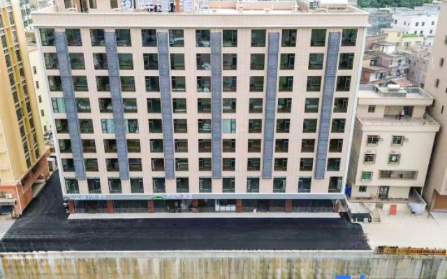 Riverside Bay Hotel – Exterior – Yunfu