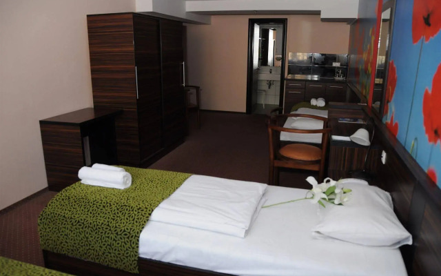 Green Hotel Budapest