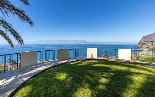 Atlantic Ocean View Apartment