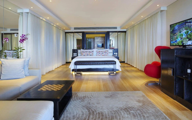 Double-Six Luxury Hotel
