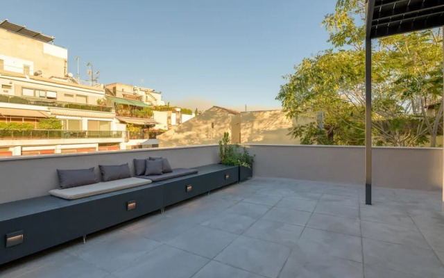 An Outstanding 3 Bdrm Apartment in the Heart of Athens