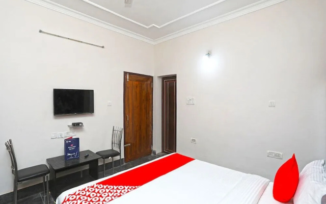 Regal Stays By OYO Rooms