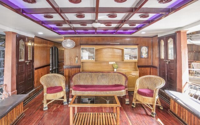 GuestHouser 3 BHK Houseboat 147b