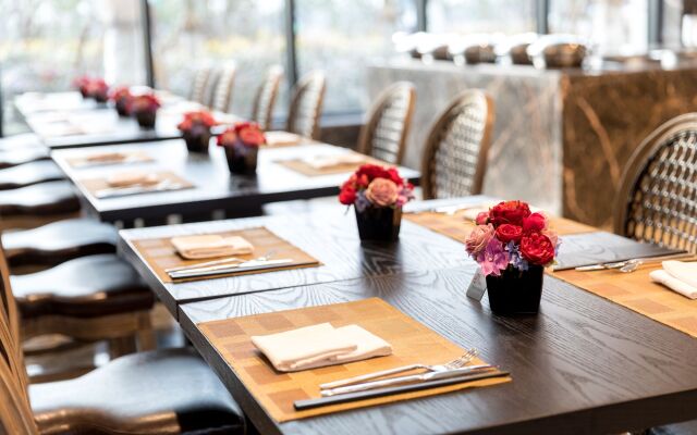 Crowne Plaza Shanghai Jinshan Hotel