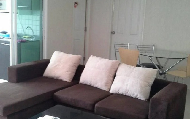 Zenith Place Condominium