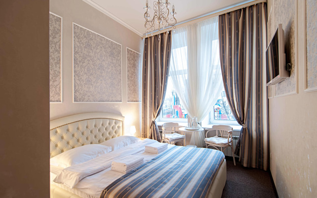 Отель Блюз на Староневском