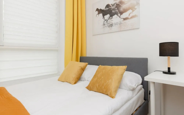 Apartment Business Centre by Renters