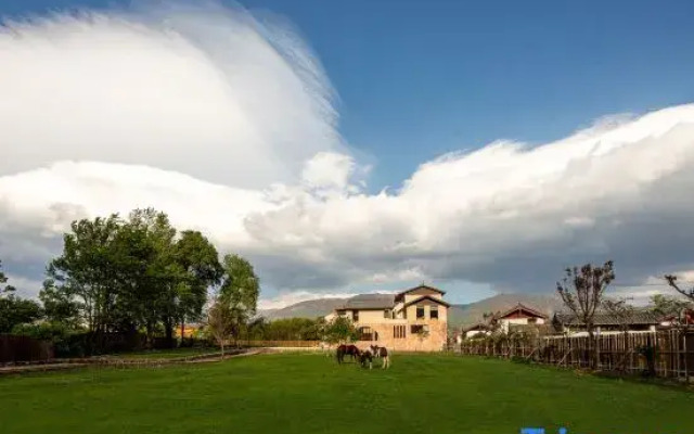 MountainTrip•Lijiang Snow Mountain Ranch Luxury Resort Hotel