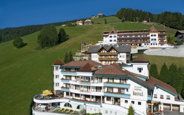 Kronplatz Resort Hotel Kristall