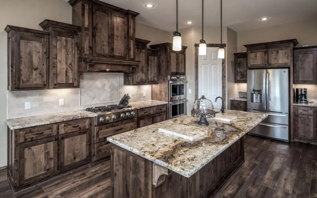 Grindstone Lake Lodge